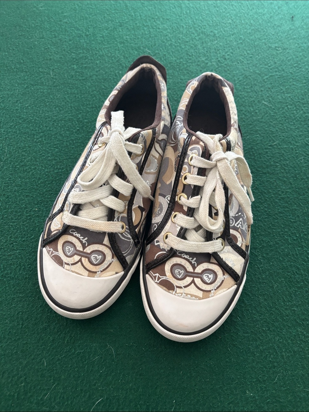 Coach Barrett Brown & Tan Signature C Low-Top Sneakers 6.5B Y2K